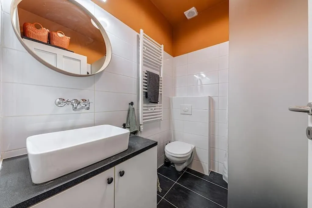 Rose Garden Apartment In Centre For 4 布达佩斯