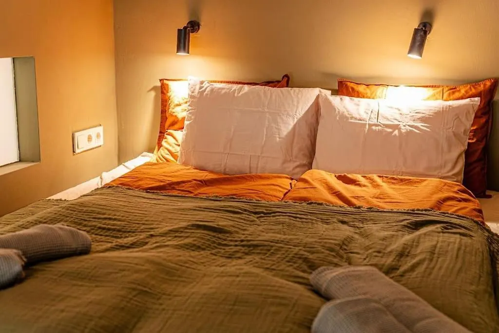 Rose Garden Apartment In Centre For 4 布达佩斯